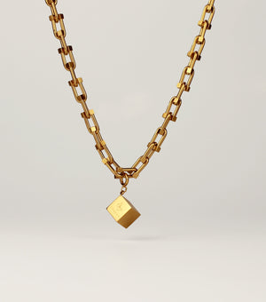 Open image in slideshow, Fearless Horseshoe Chain Necklace + Square Cube Pendant
